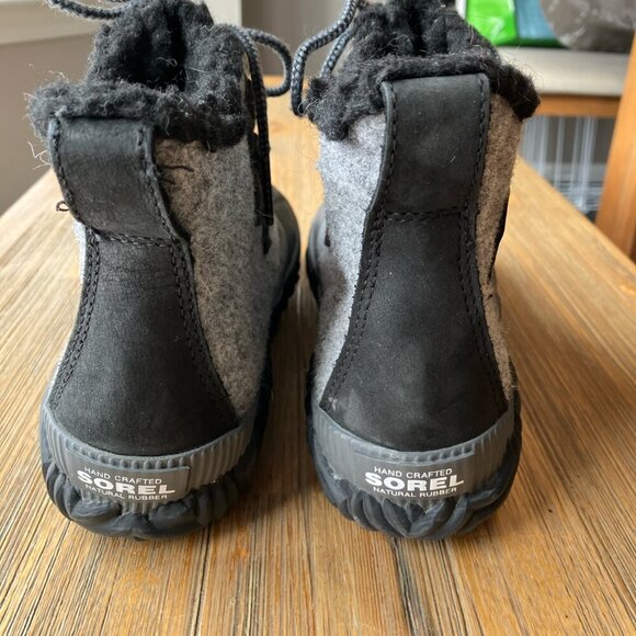 Sorel Gray and Black Ankle Boots - Picture 3 of 6